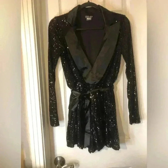 Sequin Tuxedo Romper Medium NWOT - Picture 7 of 14